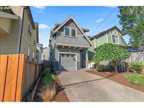 7935 SE 45TH AVE Portland OR 97206