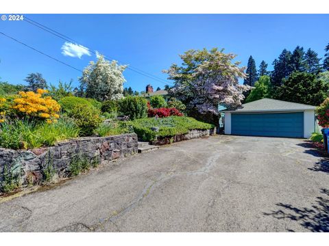 A home in Milwaukie