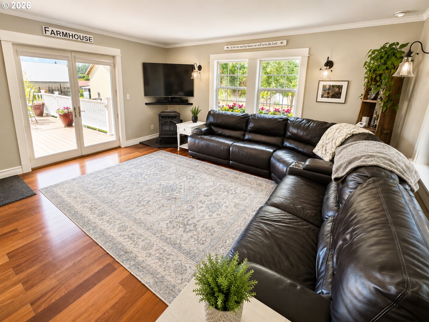 38495 SW LAURELWOOD RD