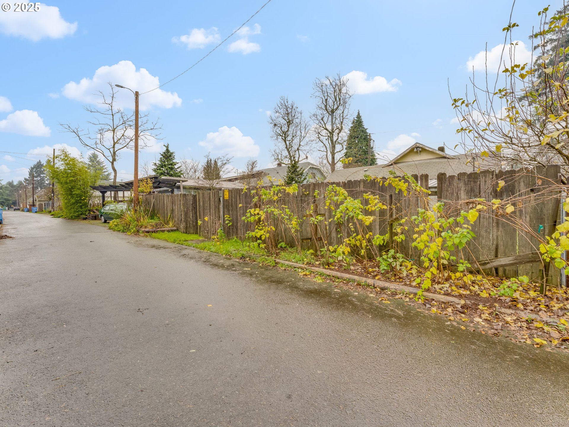 Vancouver, Washington 98663, United States, 2 Bedrooms Bedrooms, ,1 BathroomBathrooms,Residential,Pending,253919