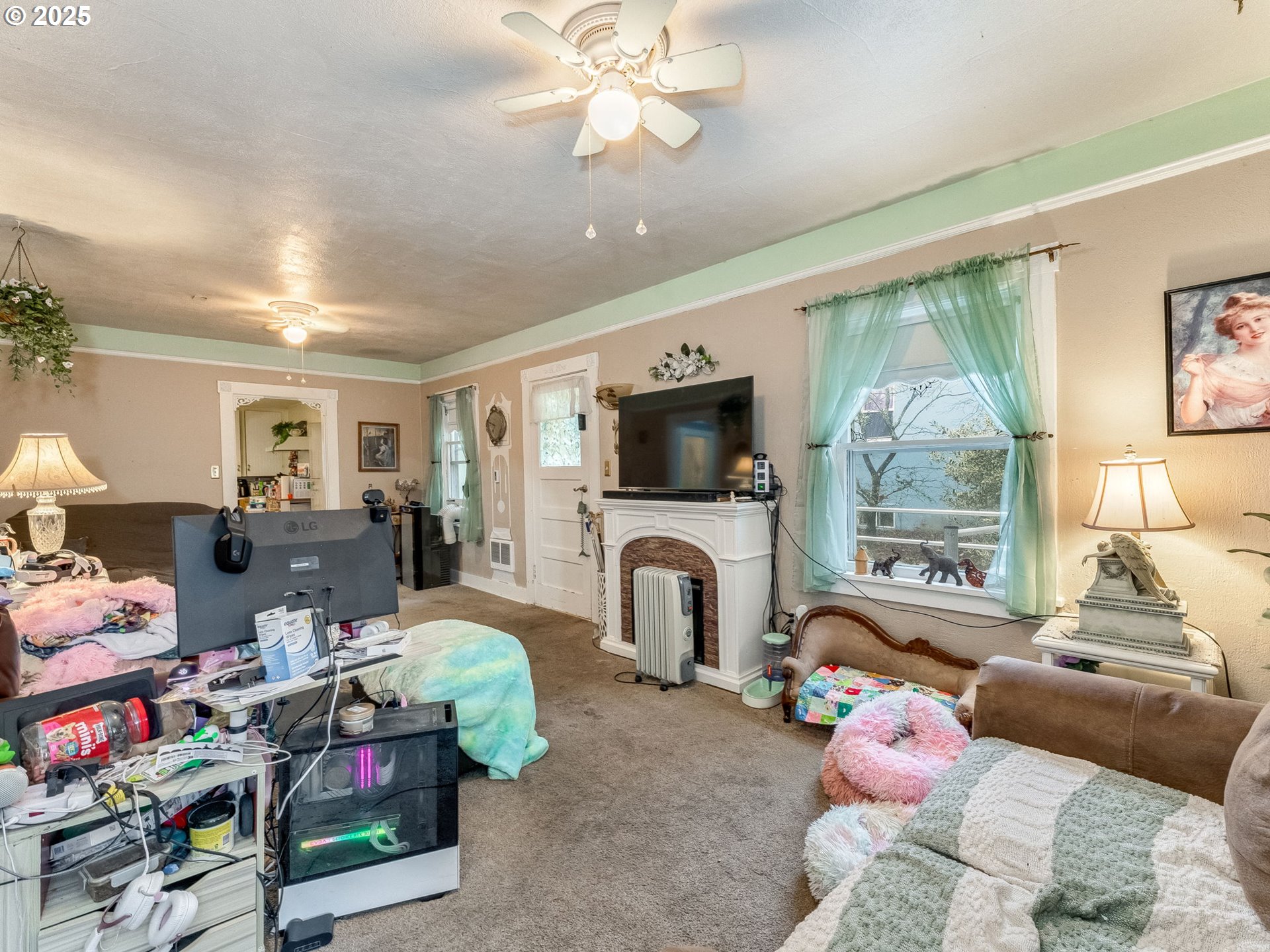 Vancouver, Washington 98663, United States, 2 Bedrooms Bedrooms, ,1 BathroomBathrooms,Residential,Pending,253919