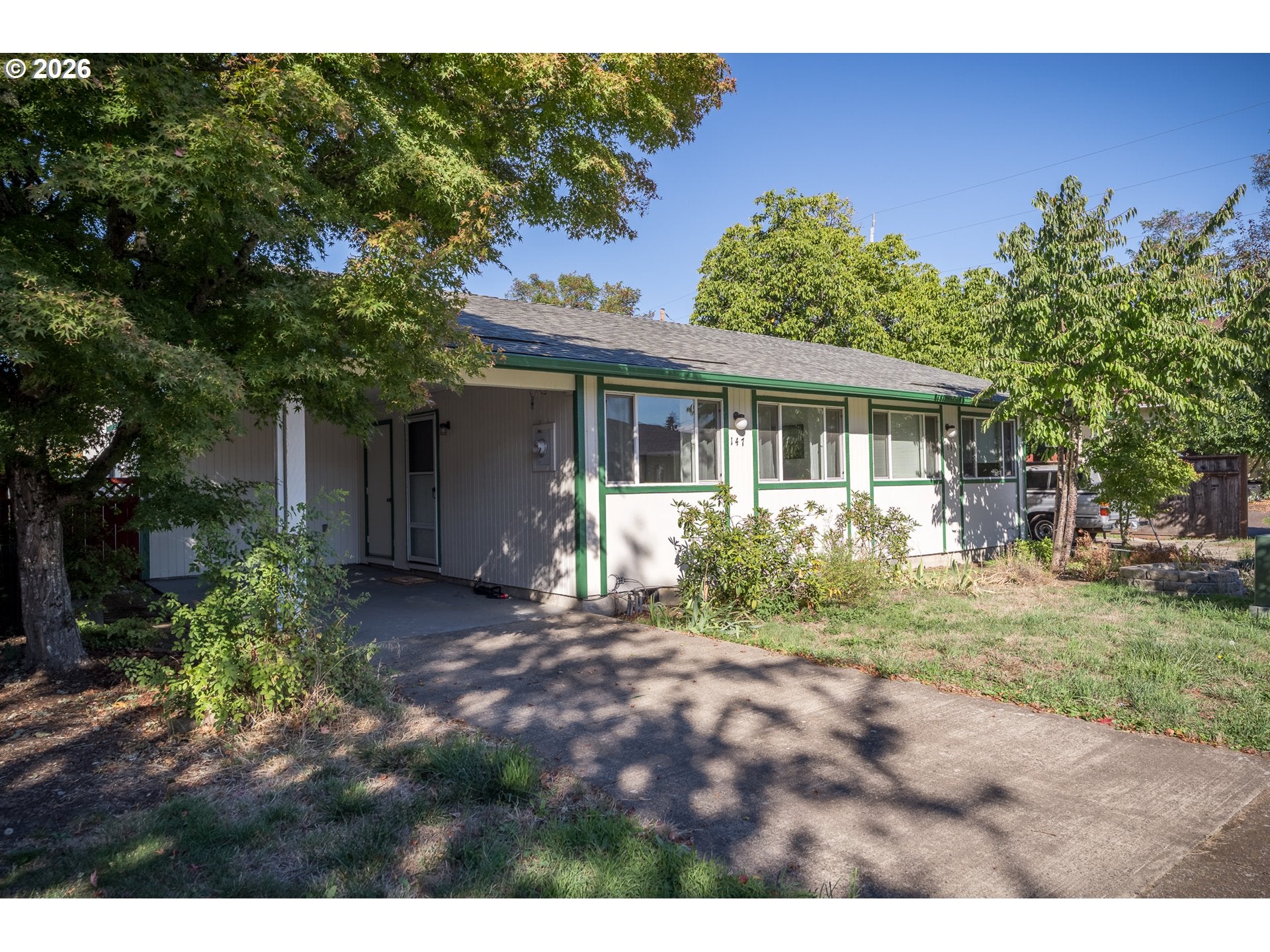 147 SW Wake Robin AVE