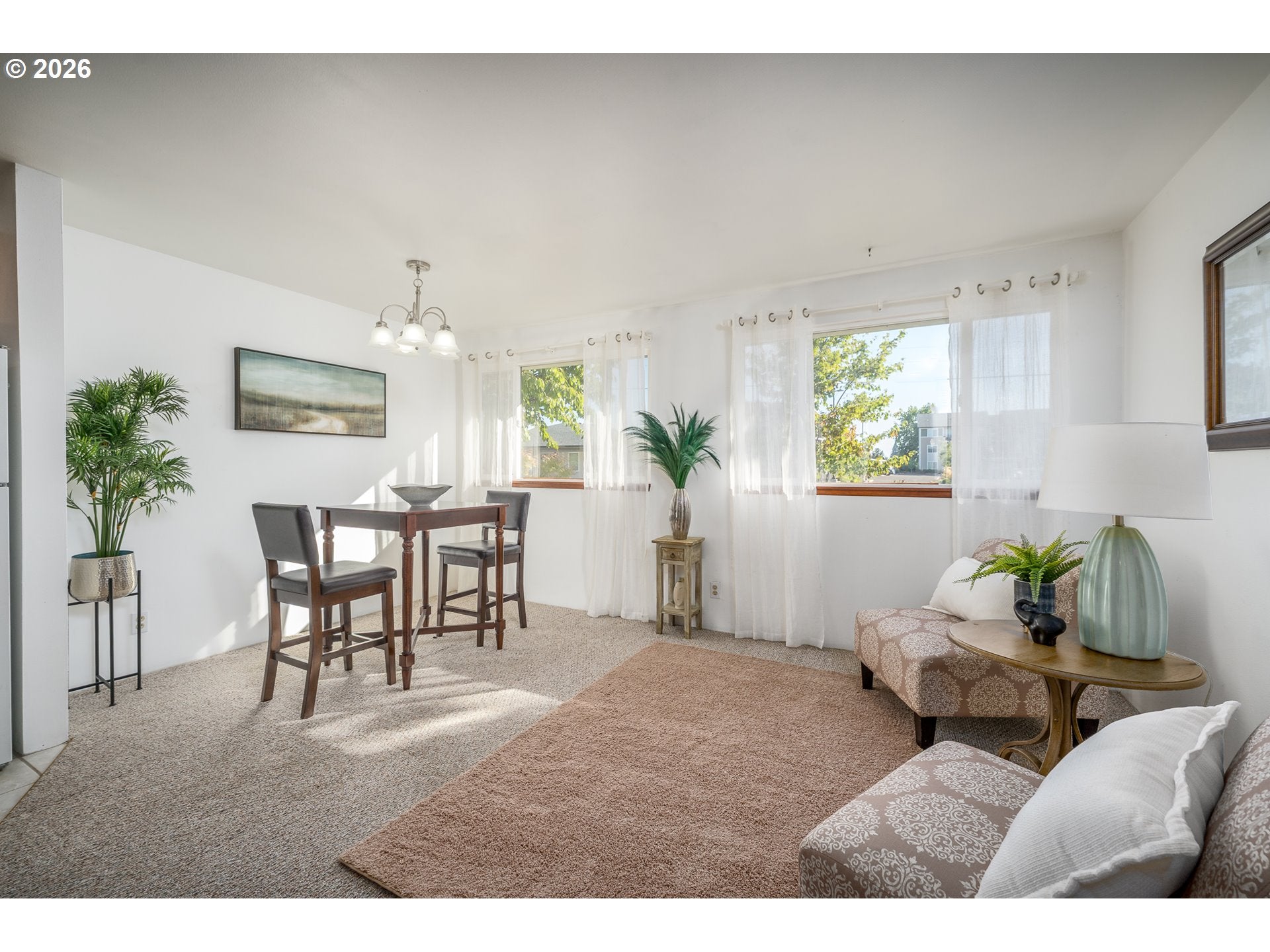 147 SW Wake Robin AVE