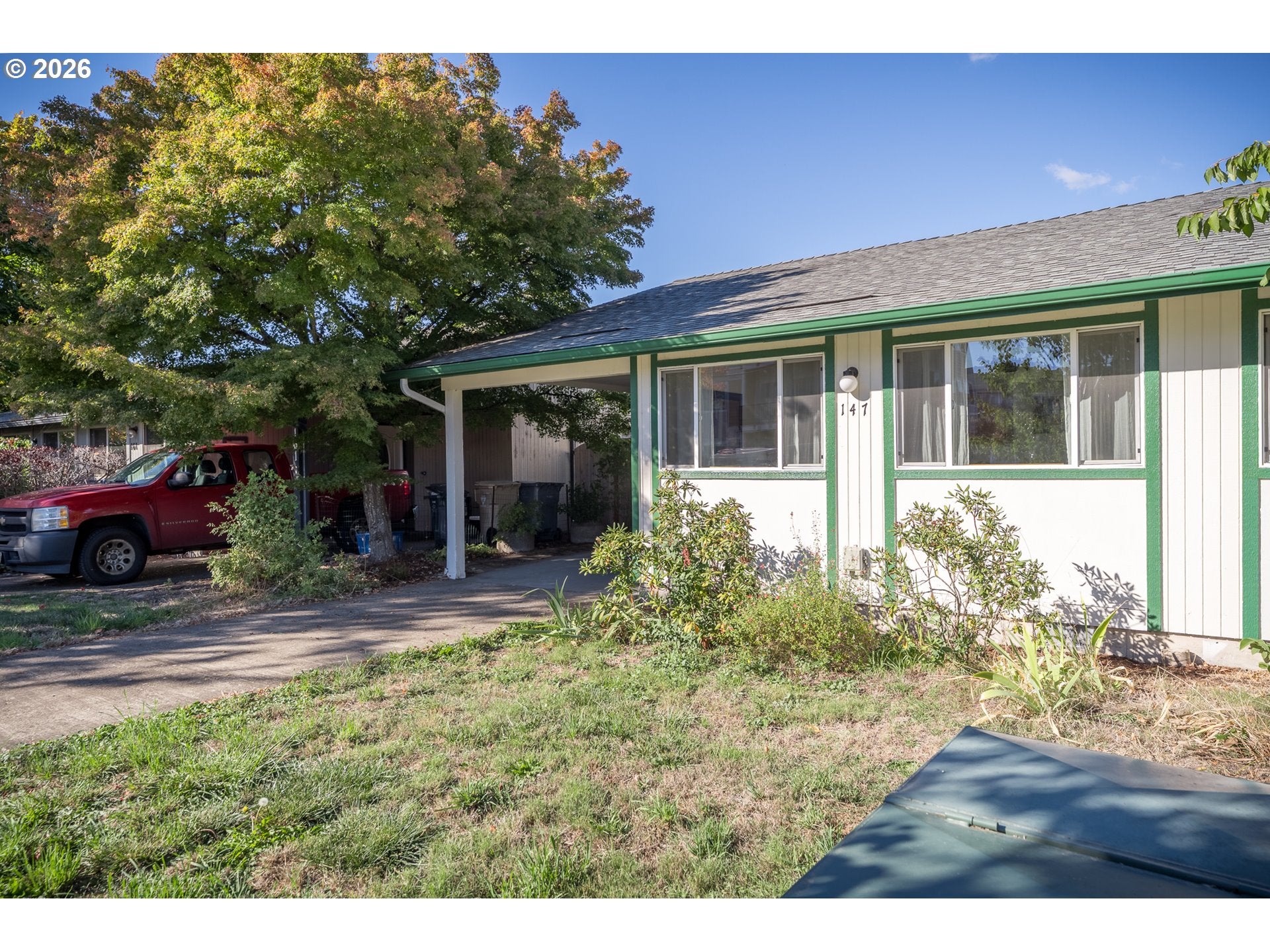 147 SW Wake Robin AVE