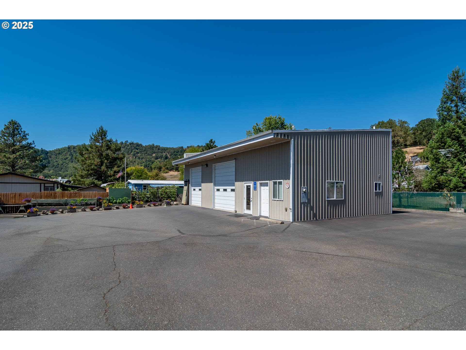 3782 HOOKER RD