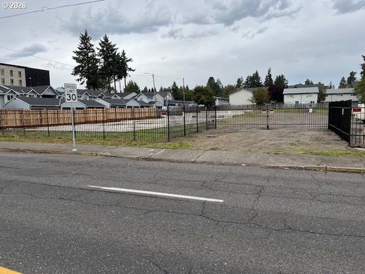 16119 SE STARK ST, PORTLAND, OR 97233 - Image 3b09e0c0fad46127b9d4c7bbd9d08f09/149242913