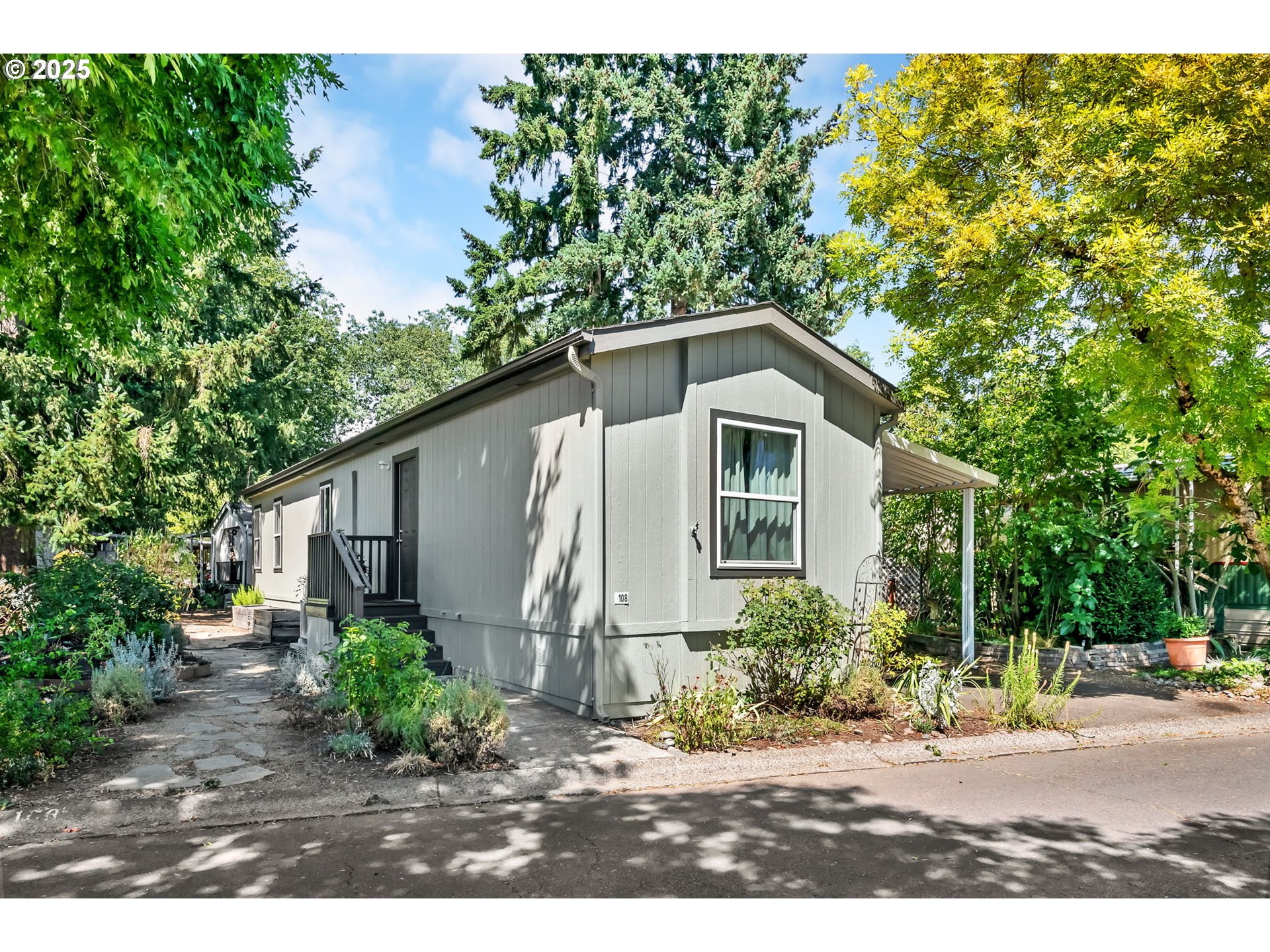 1475 GREEN ACRES RD 108