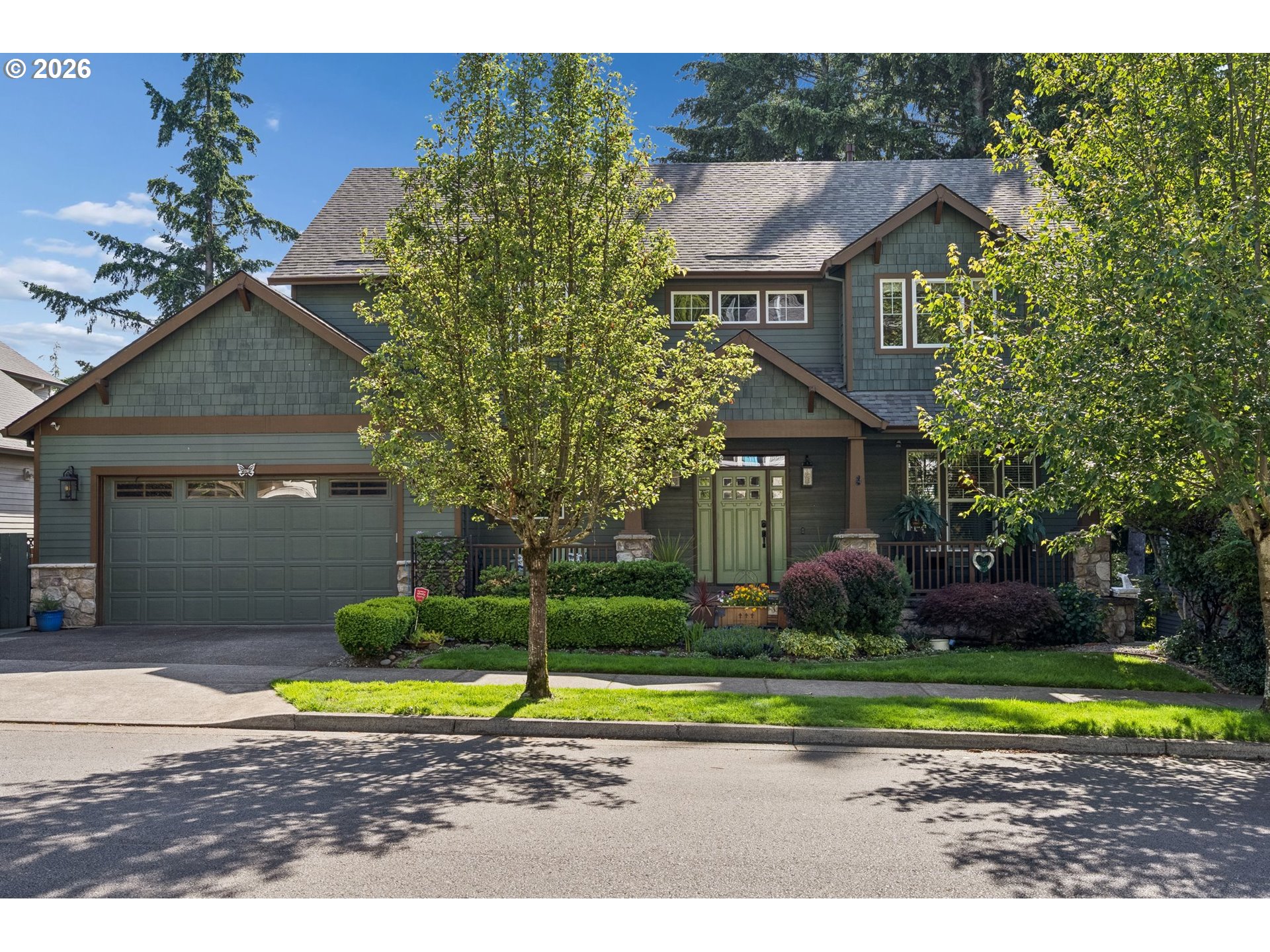 2280 CRESTVIEW DR