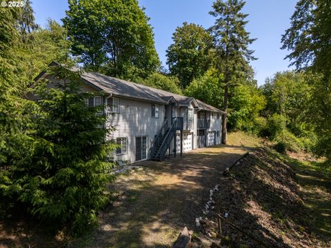 2340 KELSO DR Kelso WA 98626