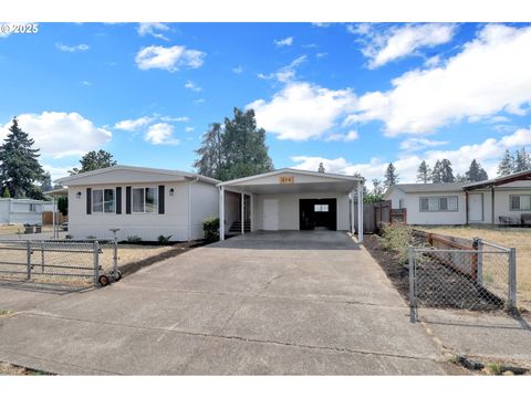 578 S 53RD ST Springfield OR 97478