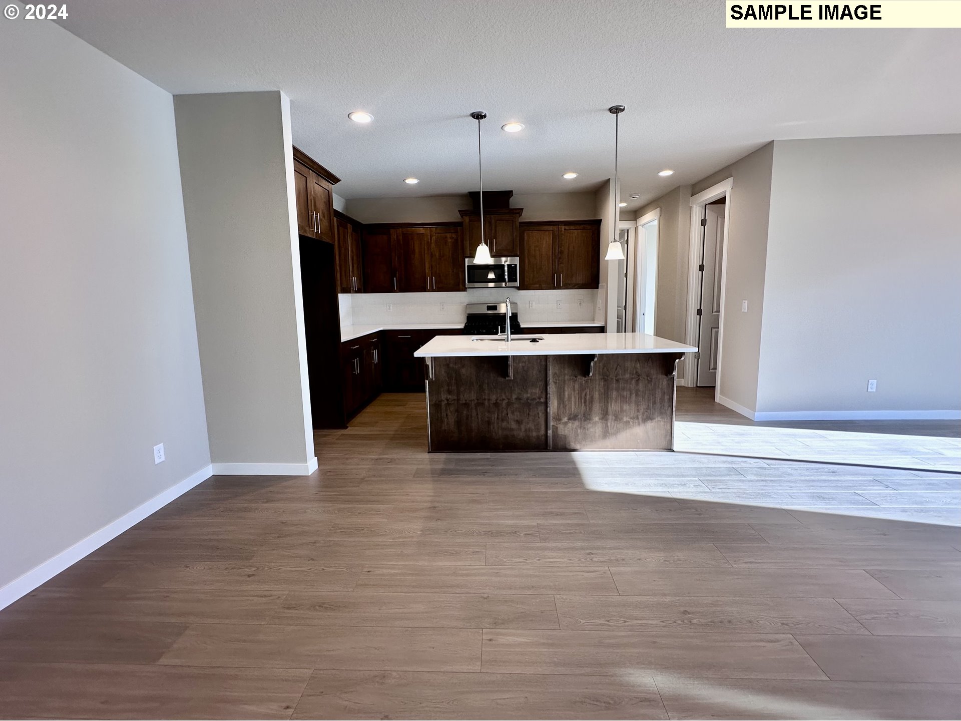 2413 W 7th AVE