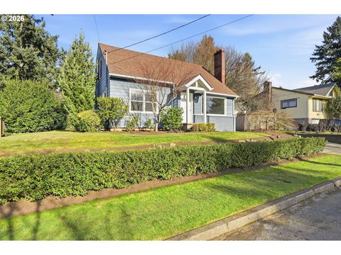 1235 SW Carson ST Portland OR 97219