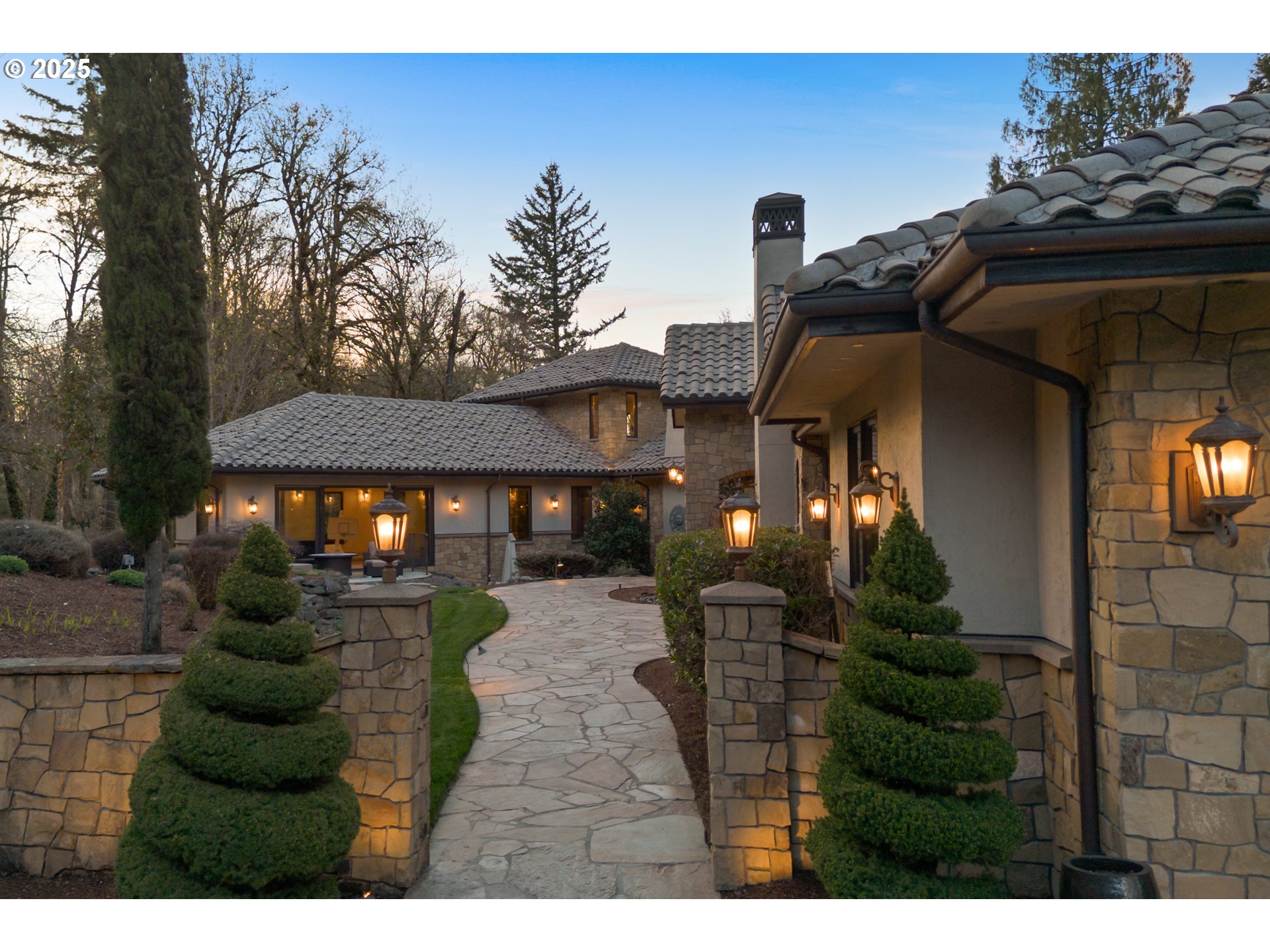 17935 S HIDDEN LAKE DR
