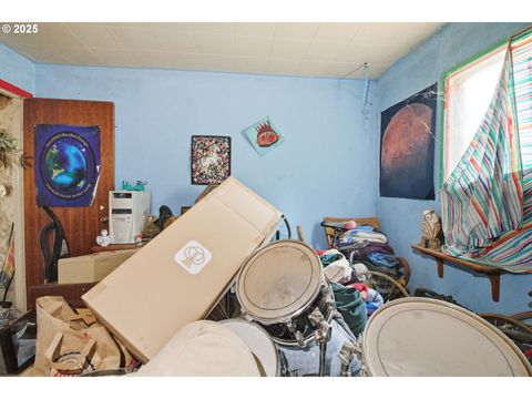 Tiny photo for 48117 E 2nd St, Oakridge, OR 97463 (MLS # 543022370)