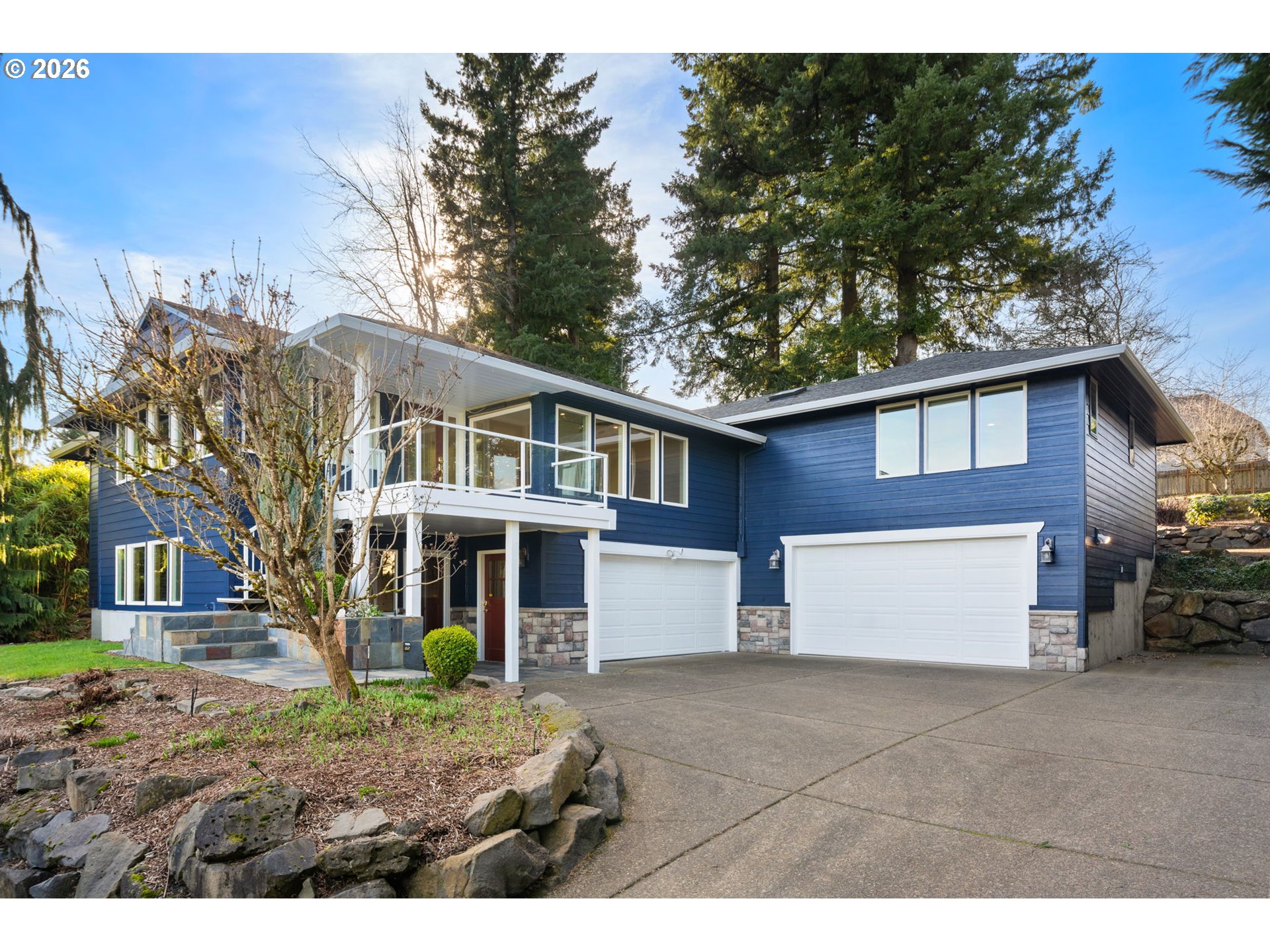 Photo 1 of 44 — 10151 SW LANCASTER RD, Portland, OR 97219