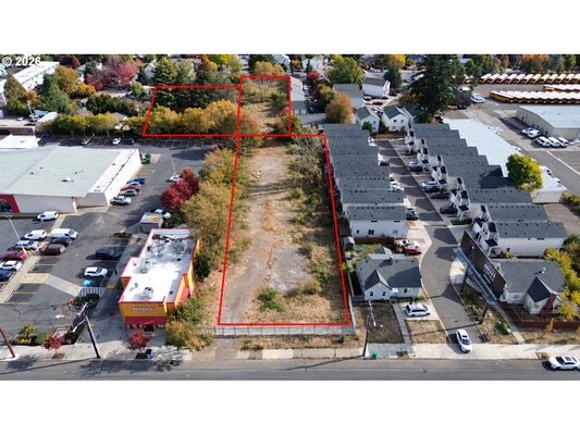 2706 SE 122ND AVE, PORTLAND, OR 97236 - Image 3b972dbf704c33e2eb4437b9ce63db19/3964502880