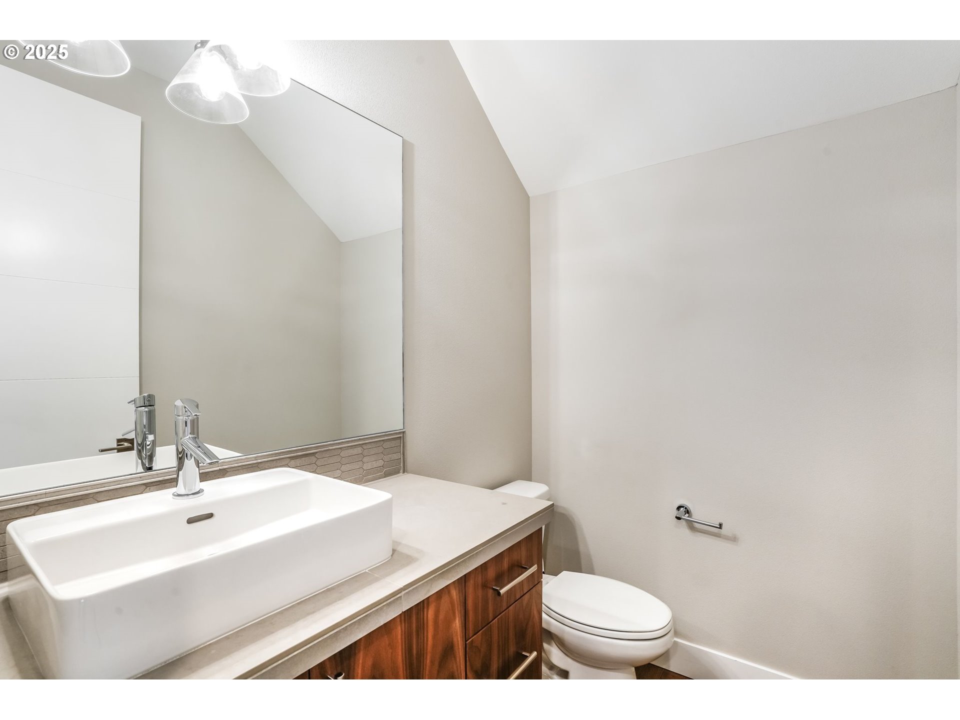 13585 SW WHITWORTH CT