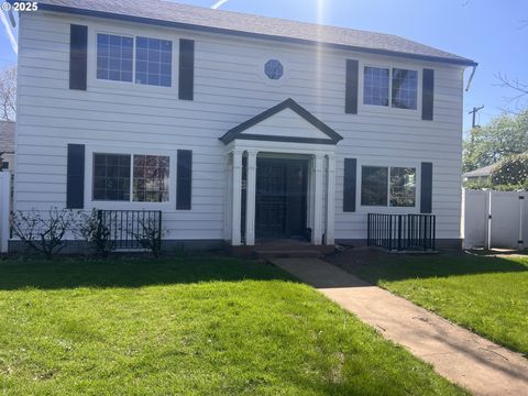 101 W 36TH ST Vancouver WA 98660