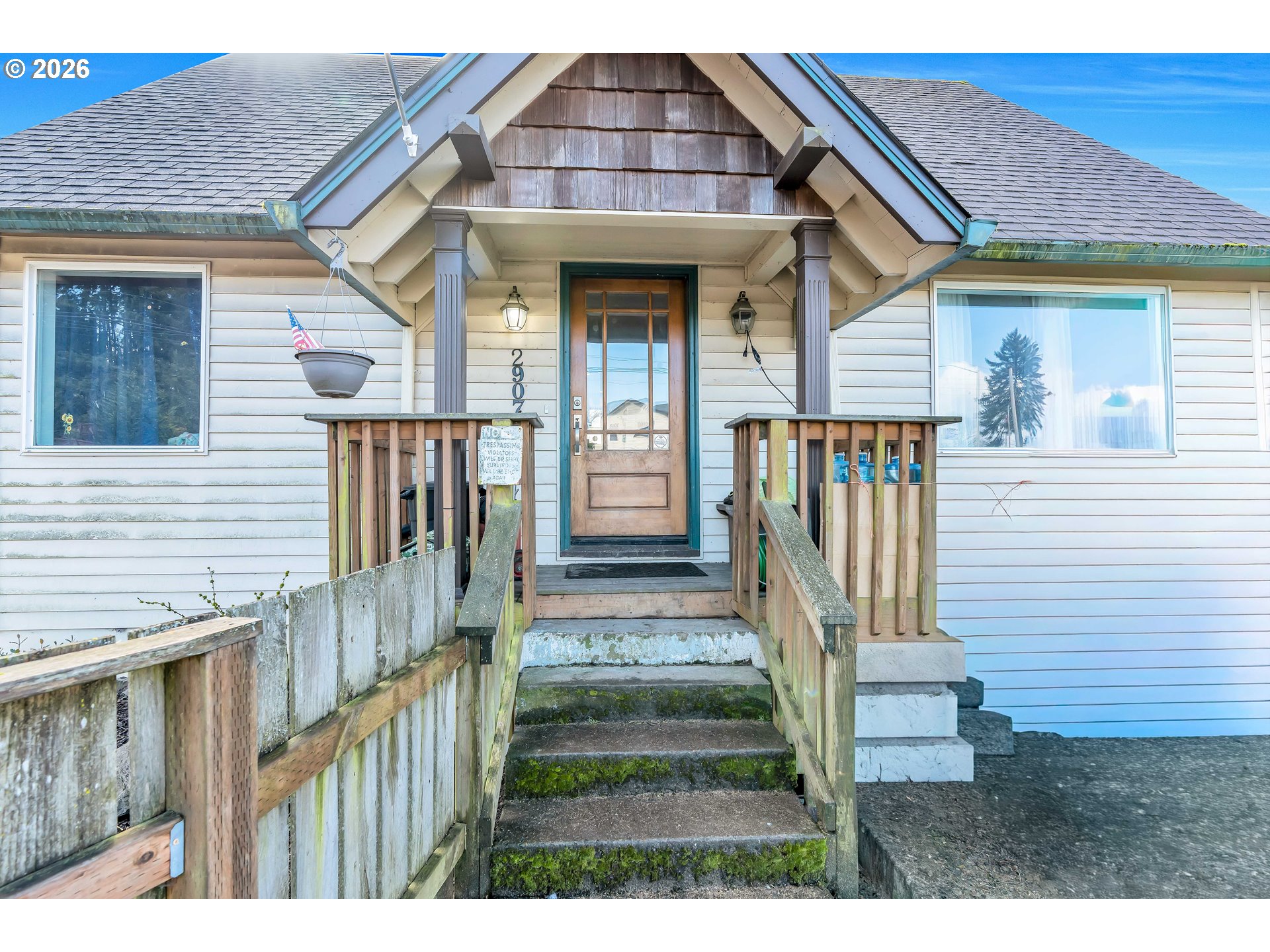 2907 COLUMBIA HEIGHTS RD