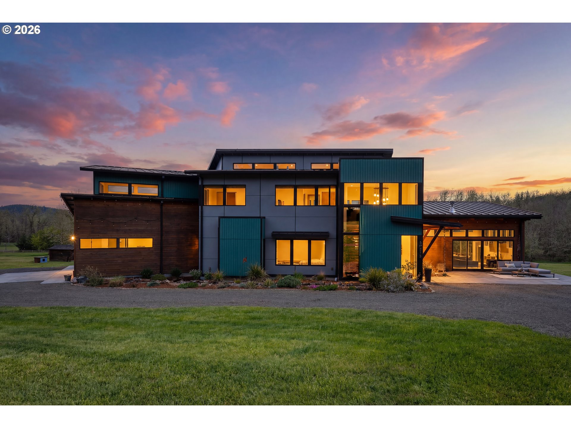 85535 LANCER LN