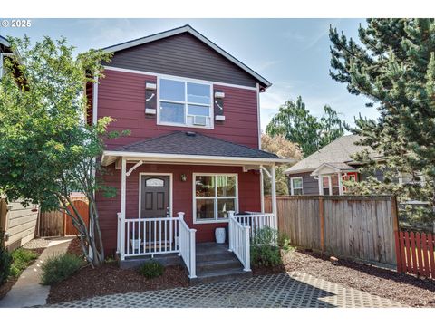 1106 Wilson ST Hood River OR 97031