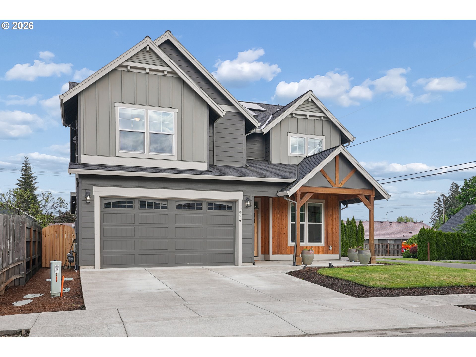 896 SE 43RD AVE