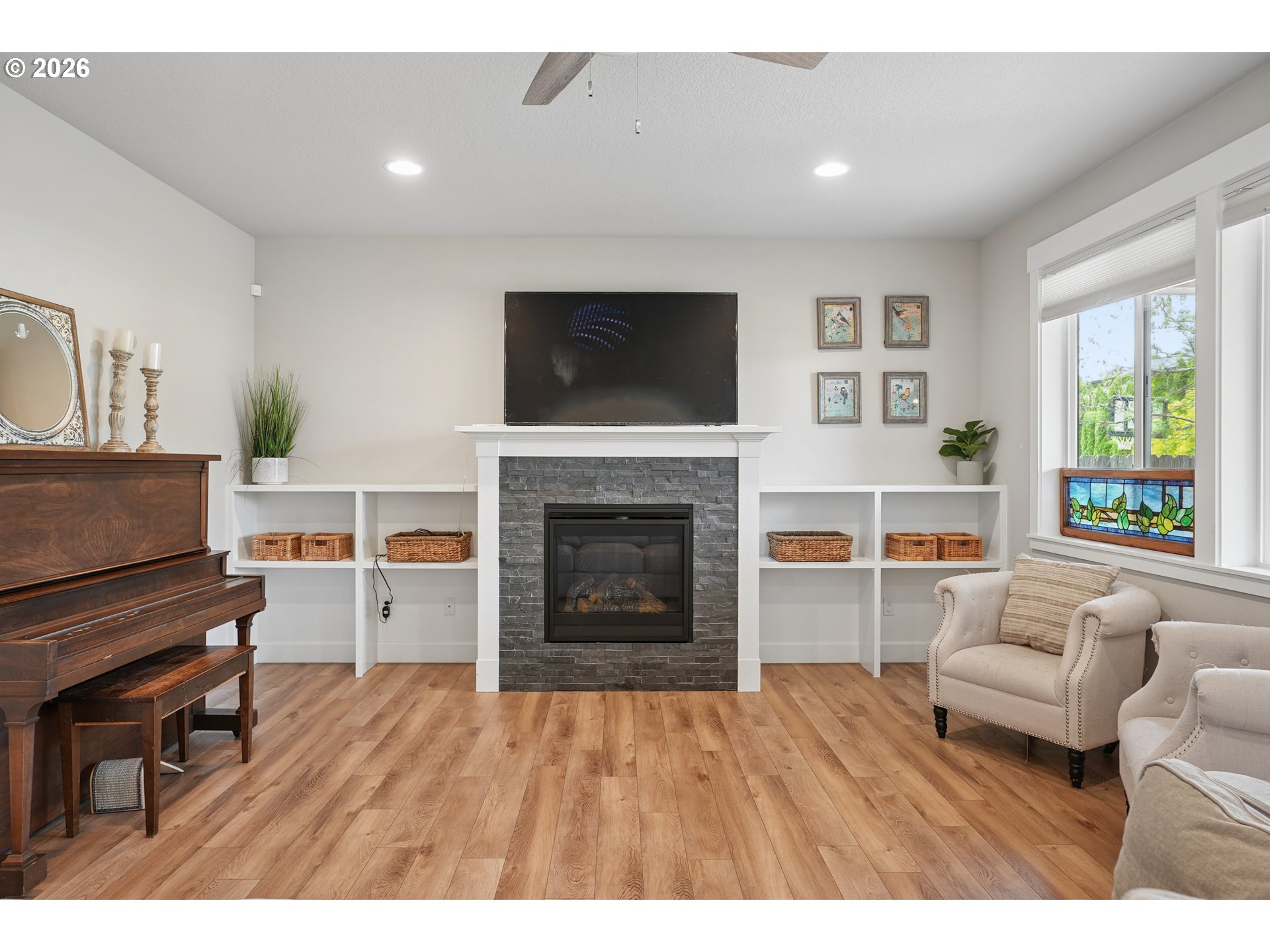 896 SE 43RD AVE
