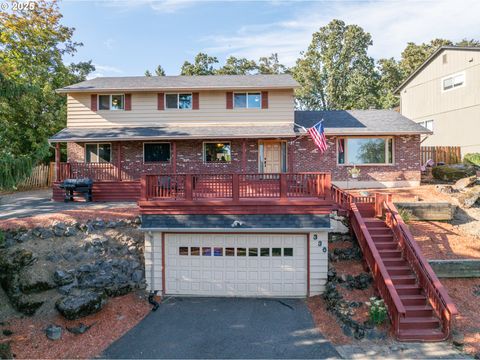 330 PATRICIA DR Gladstone OR 97027