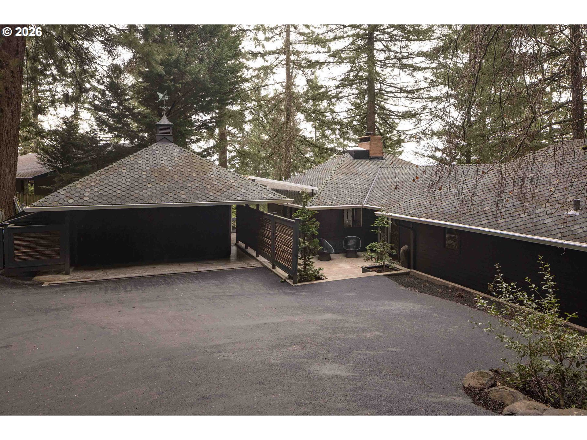 3340 SW FAIRMOUNT BLVD