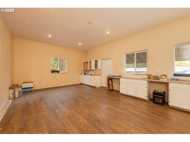 Grand Ronde, Oregon 97347, United States, 3 Bedrooms Bedrooms, ,2 BathroomsBathrooms,Residential,Pending,130773