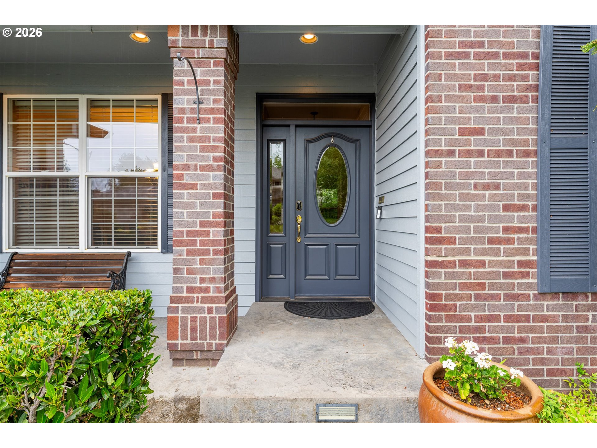 2257 NE ESTATE DR