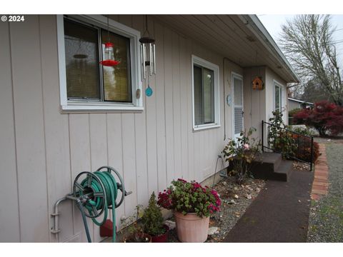 A home in Grants Pass