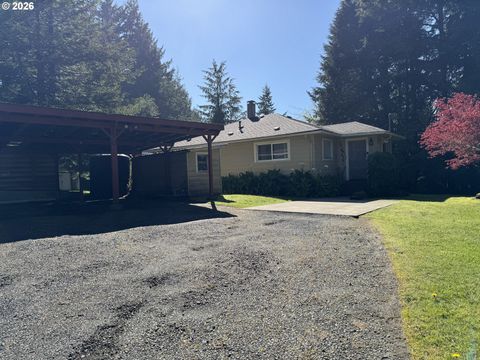 63433 SEA SPRAY DR Coos Bay OR 97420