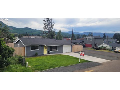 Tiny photo for 114 E 3rd St, Lowell, OR 97452 (MLS # 745326399)