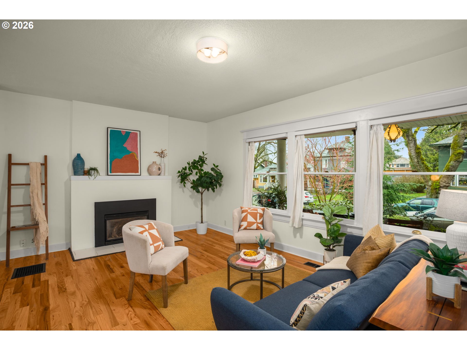 5015 NE CLEVELAND AVE