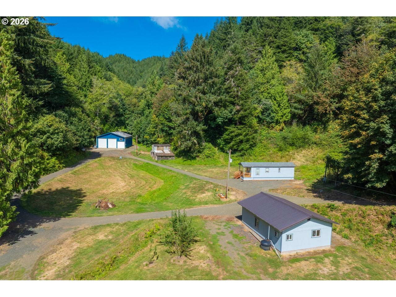 1040 LOWER SMITH RIVER RD
