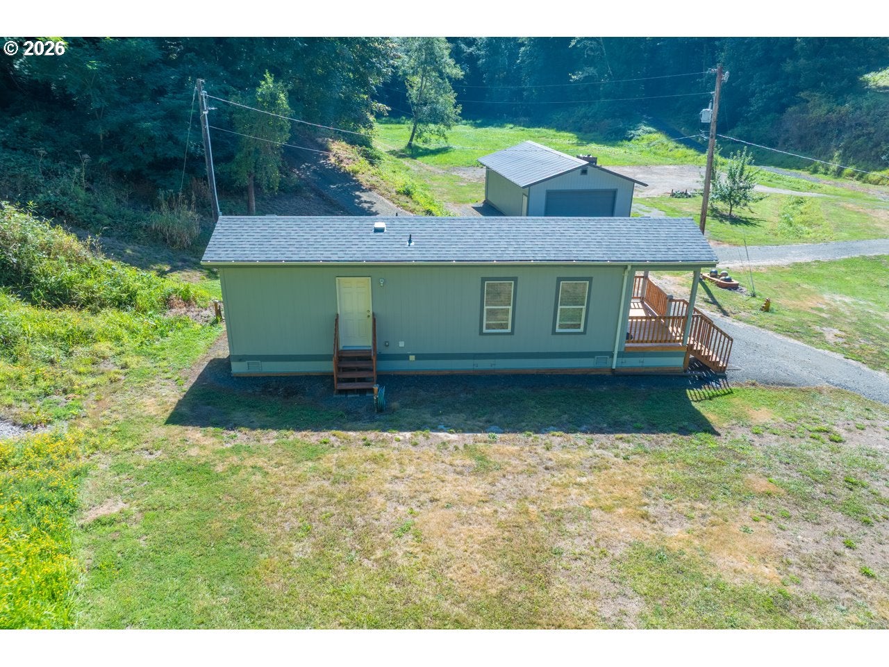1040 LOWER SMITH RIVER RD