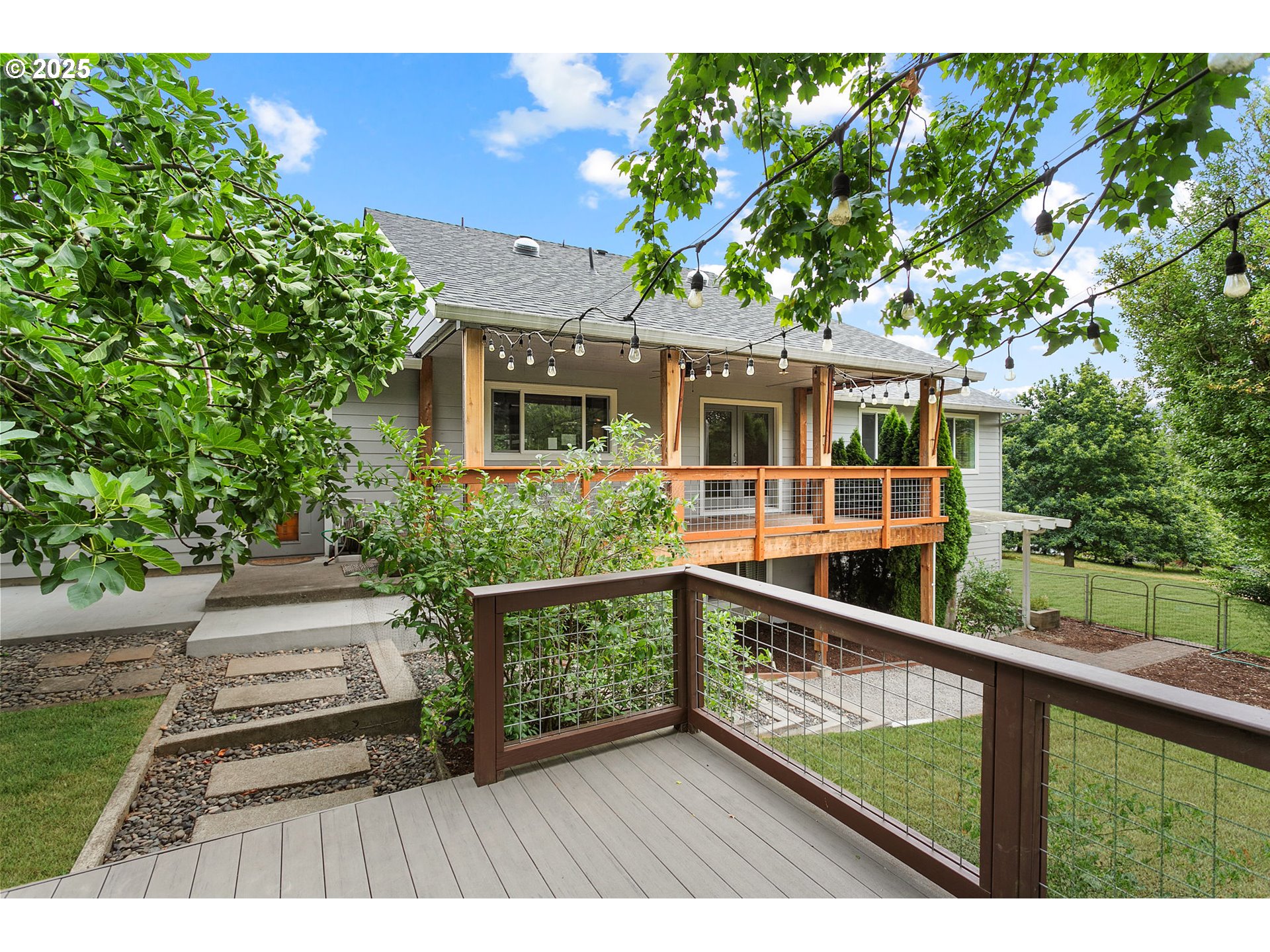 200 NE 319TH AVE