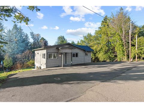 A home in Coquille