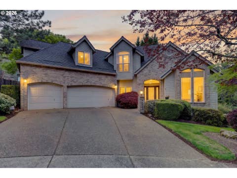Featured picture for the property 795386240