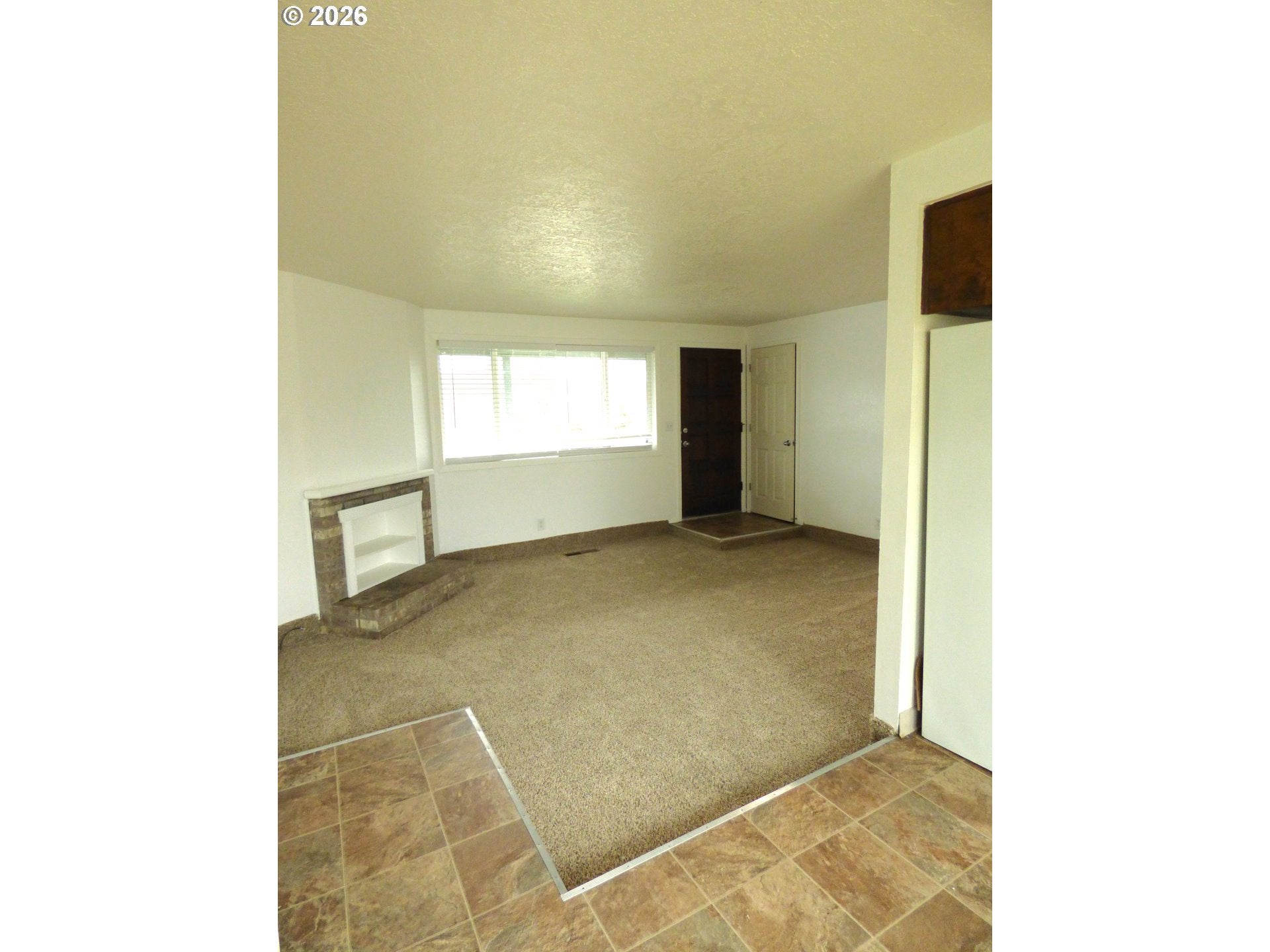4016 45TH AVE NE