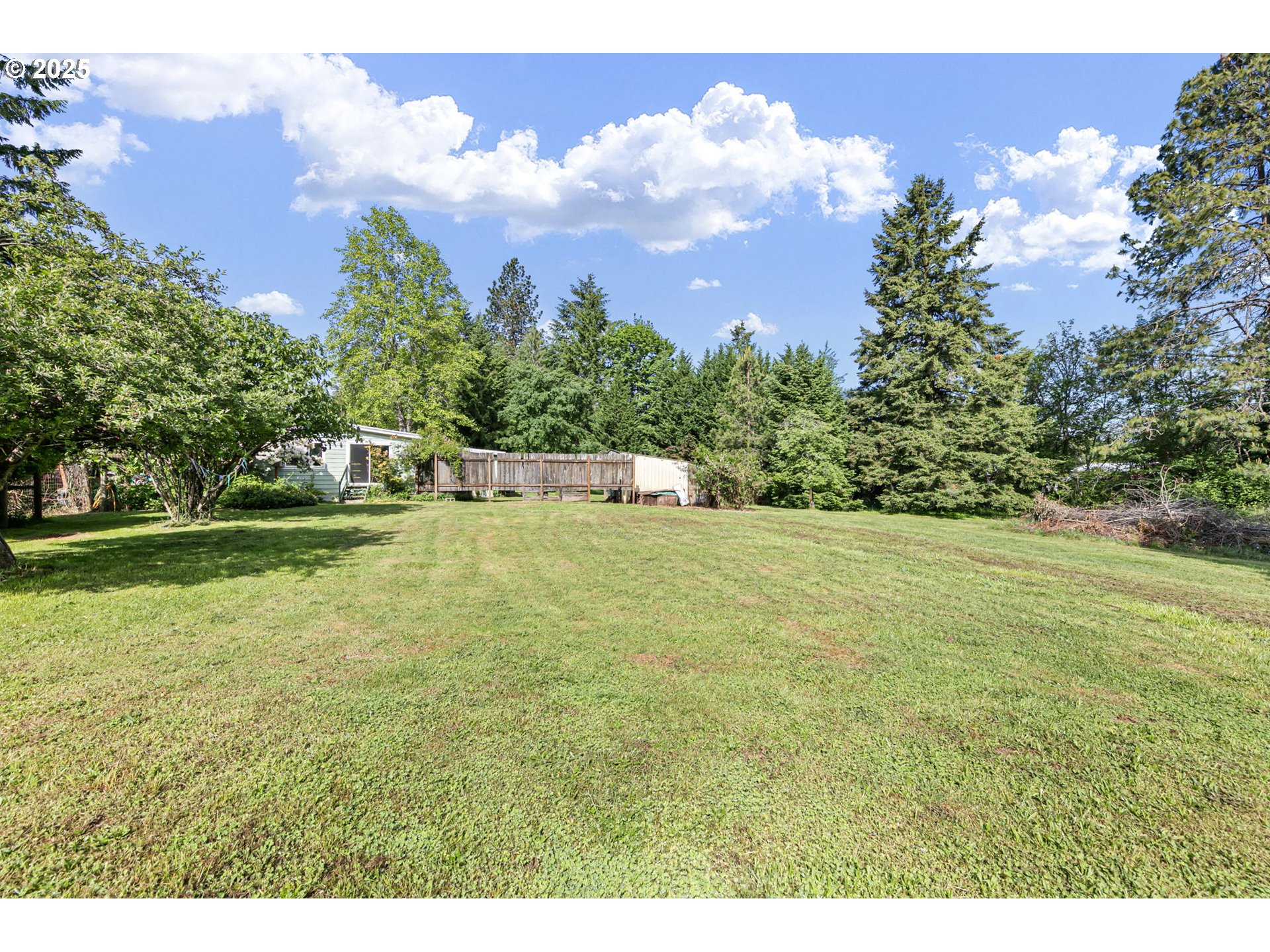 25669 COCHRAN CT