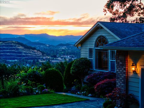 A home in Roseburg