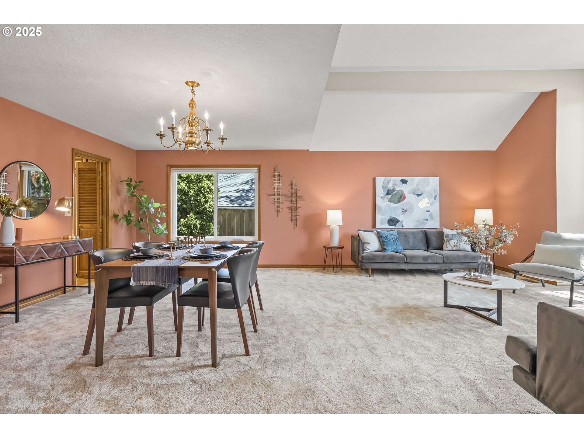 2011 CONESTOGA LN