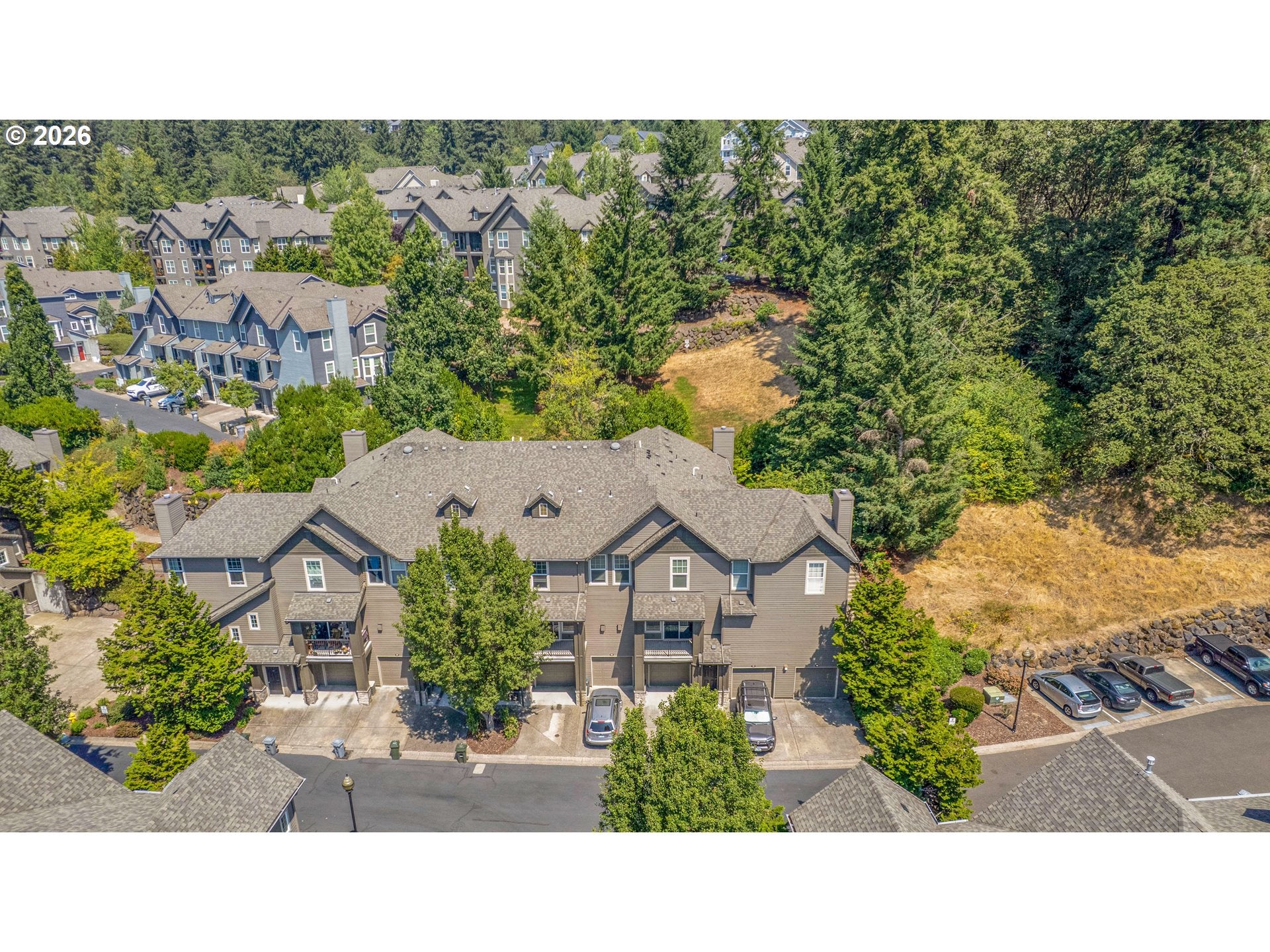 860 SPRINGTREE LN