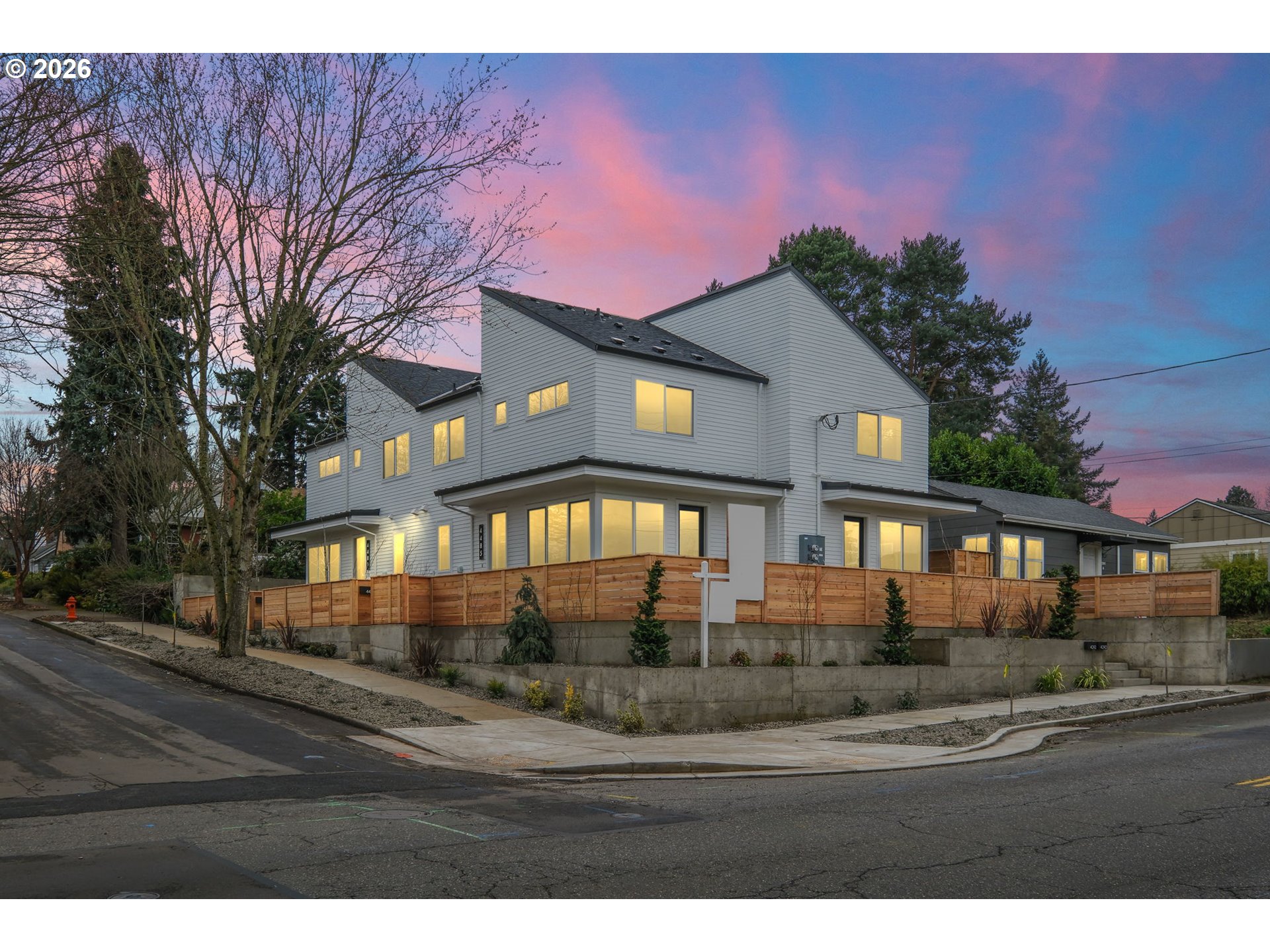 Photo 1 of 29 — 4481 NE 41st AVE, Portland, OR 97211