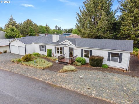 1309 NEHALEM AVE Rockaway Beach OR 97136