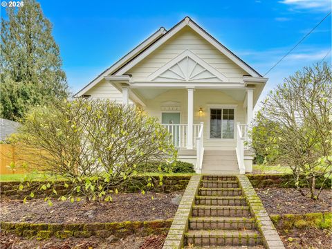 1312 JACKSON ST Oregon City OR 97045