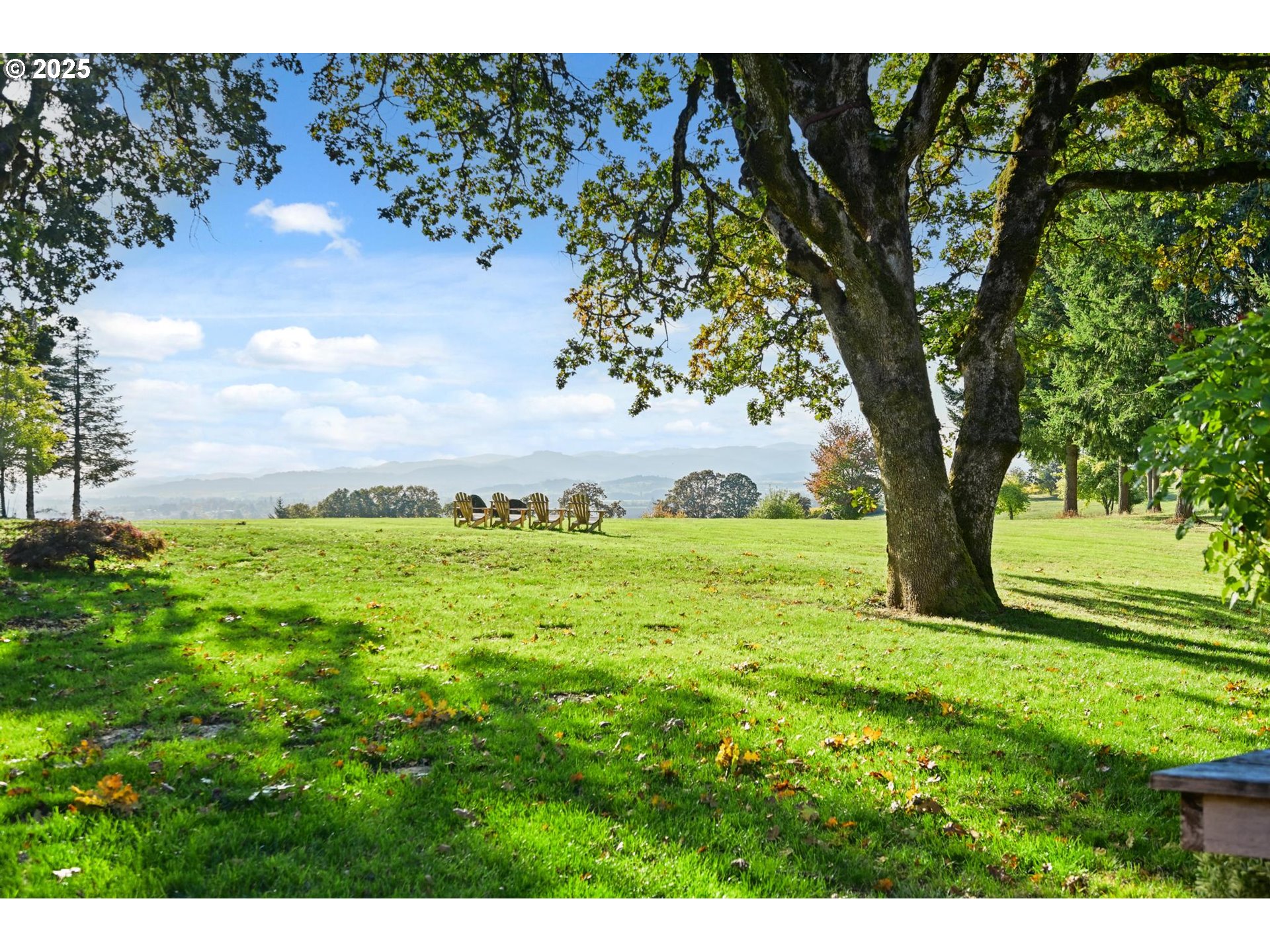 10151 NE RIVENWOOD LN