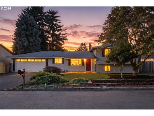 1120 DOUGLAS DR, WEST LINN, OR 97068 - Image 3d545ae31ca8e8986e9cdc6b8d86a444/1067075772